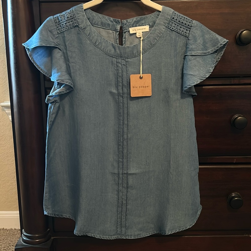 NWT chambray blouse